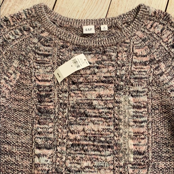 Gap Sweater - Picture 2 of 2